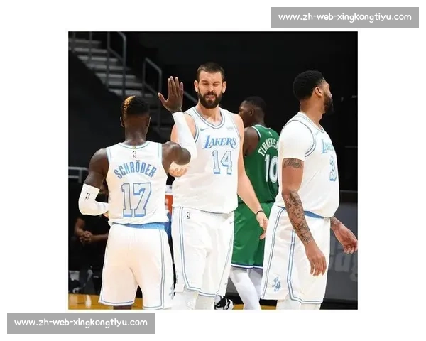 史密斯裸绞普莱斯豪取两连胜，统治级表现彰显实力差距