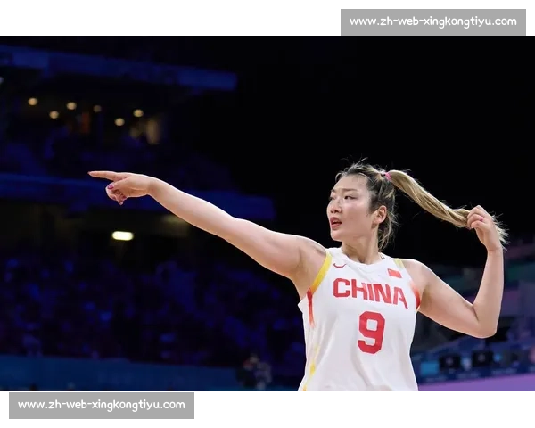 女篮外线哑火引争议！名记力挺宫鲁鸣铁腕决策，李梦缺席背后的战略博弈